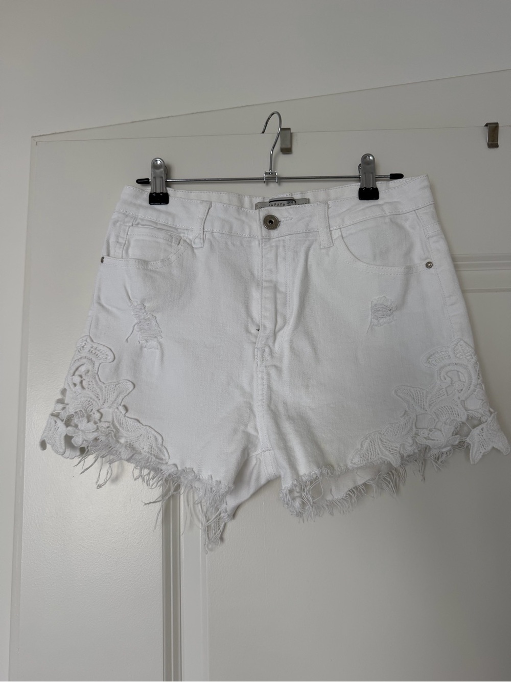 Papaya White Lace-Appliqué Frayed Denim Shorts